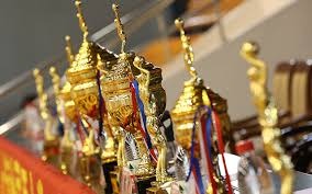 扑克真的只是比牌大吗（扑克究竟只是比牌大小吗？）